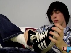 Young emo Tyler Bolt jacks off his cock and licks his toes Thumb