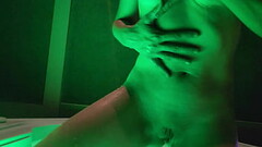 petite girl playing naked in hot tub Thumb