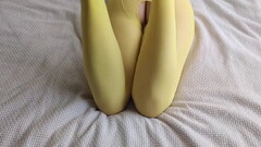 Sockjob by Girlfriend in yellow Pantyhose and White Ankle Socks Thumb